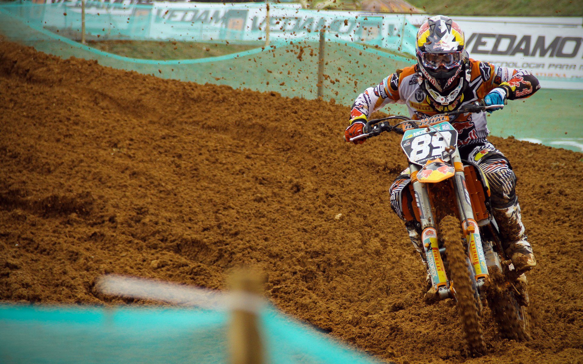 “足球+科技+文化”创新项目在多地落地，行业引领未来发展新方向