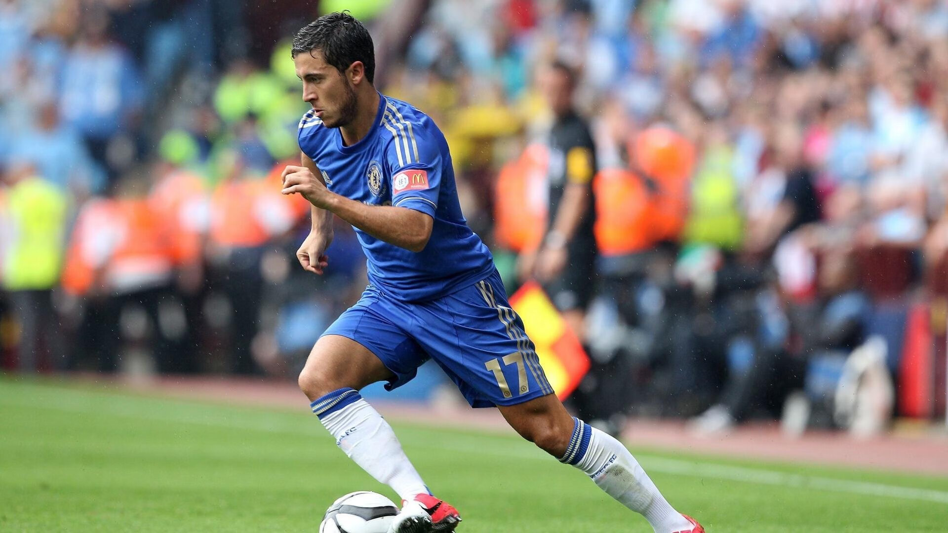 爱游戏娱乐-史上最年轻“欧冠金靴”闪耀全场，最年轻的欧冠夺冠球队